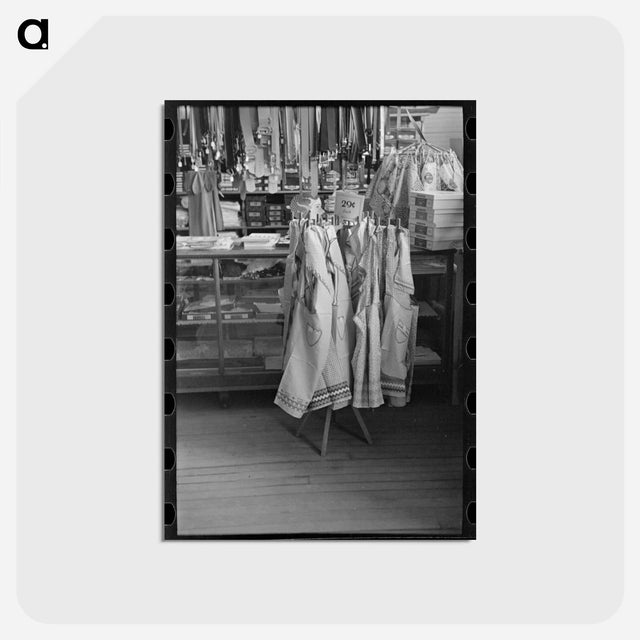 アートポストカード-Aprons on Display
 - ラッセル リー Postcard.