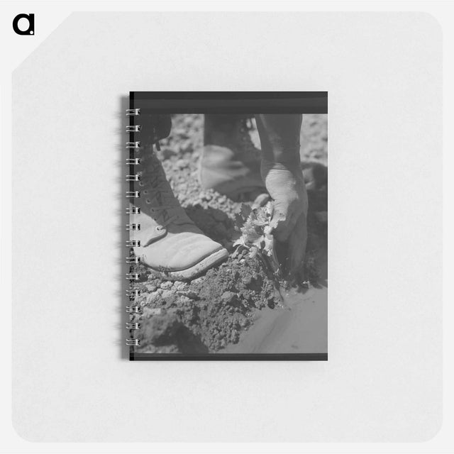 アートメモ帳-Pouring Copper Wire Bars
 - ラッセル リー Memo.