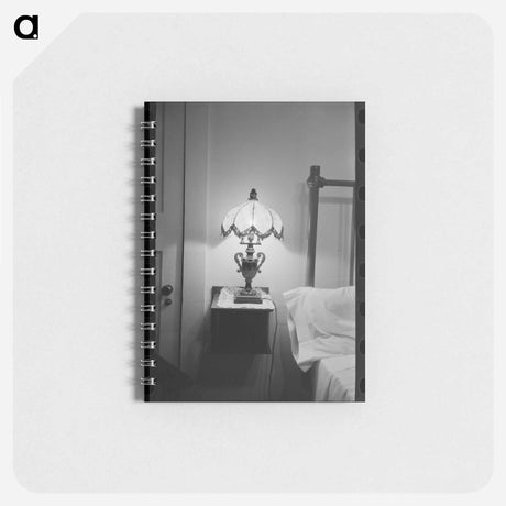 アートメモ帳-Bedroom with Lamp
 - ラッセル リー Memo.