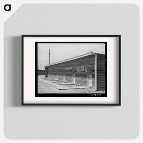 アートポスター-Migrant Workers' Shelter
 - ラッセル リー Poster.