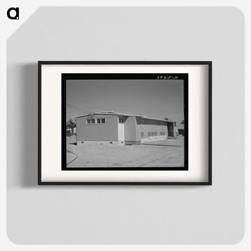 FSA Camp Sanitary Building
 - ラッセル リー Poster.