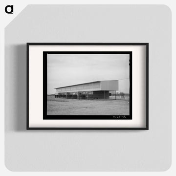 Migrant Workers' Housing
 - ラッセル リー Poster.