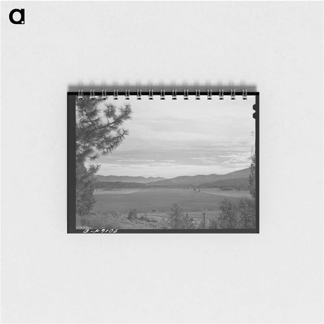 アートメモ帳-Fertile Mountain Valley Farming Land
 - ラッセル リー Memo.