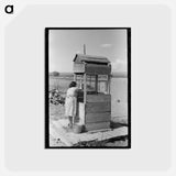 アートポストカード-Daughter at the Well
 - ラッセル リー Postcard.