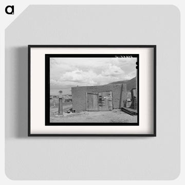 Garage and Gasoline Pump
 - ラッセル リー Poster.