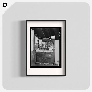 Mennonite Dresser
 - ラッセル リー Poster.