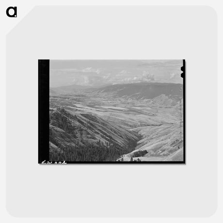アートポストカード-Whitebird Hill Farmland
 - ラッセル リー Postcard.