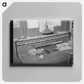 アートパネル-Shipping Clerk's Desk
 - ラッセル リー Canvas.