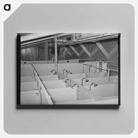アートパネル-Showers at the Migrant Camp
 - ラッセル リー Canvas.