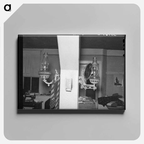 アートパネル-Old Lamps in Jim Hardin's Home
 - ラッセル リー Canvas.
