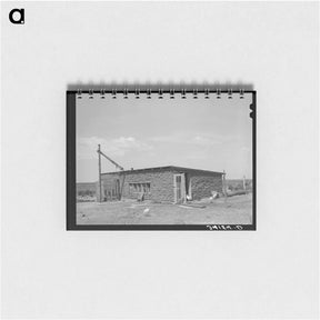 アートメモ帳-Adobe Brick Chicken House
 - ラッセル リー Memo.