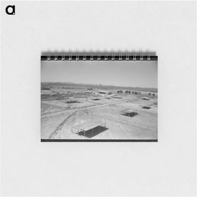 アートメモ帳-Dairy Cattle Shelters at Casa Grande Valley Farms
 - ラッセル リー Memo.