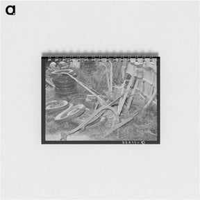 アートメモ帳-Agricultural Artifacts and Discarded Tires, Oklahoma City
 - ラッセル リー Memo.