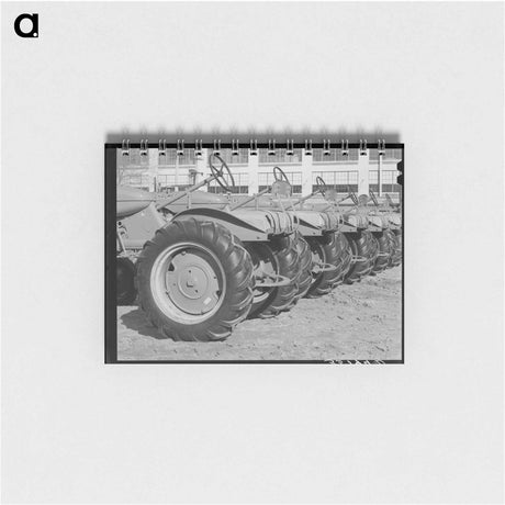 アートメモ帳-Tractors at Farm Equipment Warehouse, Oklahoma City
 - ラッセル リー Memo.