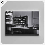 アートパネル-Pharmacy, U.S. Air Force Hospital, Travis Air Force Base, Fairfield, CA
 - 国立医学図書館 Canvas.