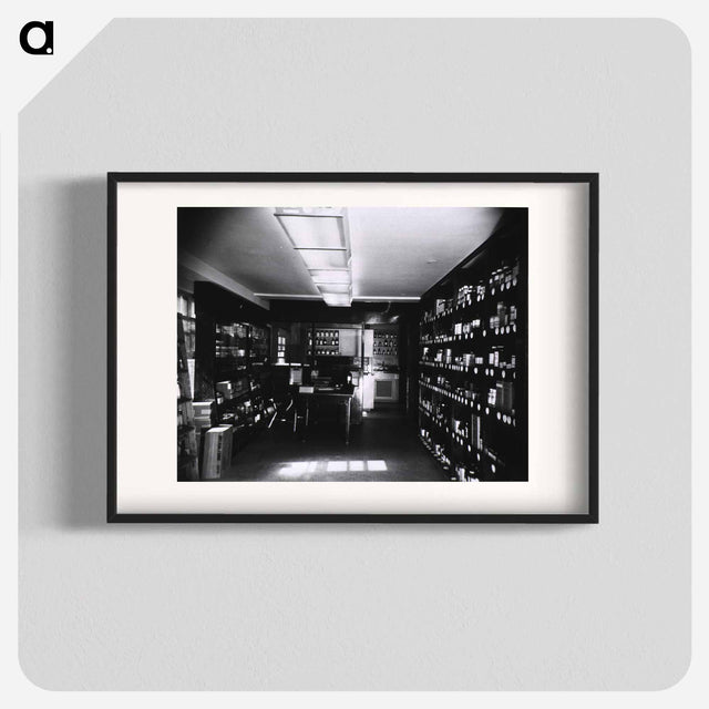 アートポスター-Pharmacy, U.S. Naval Hospital, Corona, CA
 - 国立医学図書館 Poster.