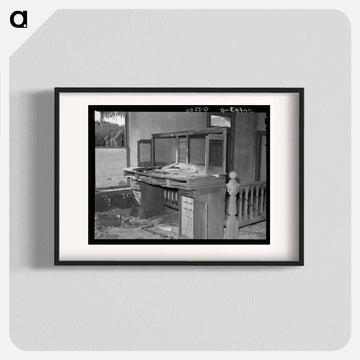 Counter of Main Mining Office, Two Bit Creek
 - ラッセル リー Poster.