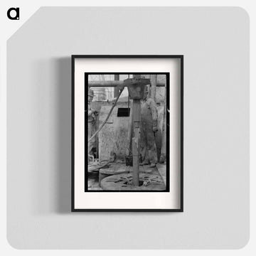 Roughnecks Guiding Bailer into Hole
 - ラッセル リー Poster.