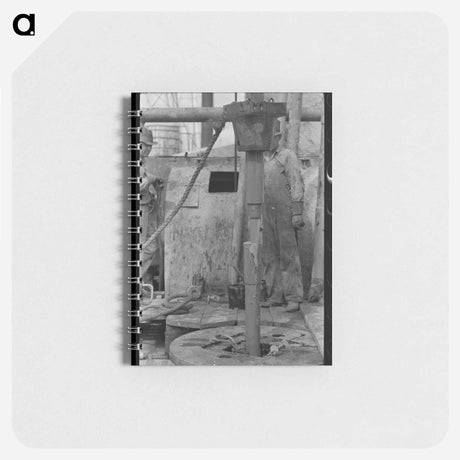 アートメモ帳-Roughnecks Guiding Bailer into Hole
 - ラッセル リー Memo.