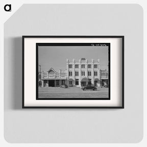 アートポスター-Hotels and Garage, Gonzales, Texas
 - ラッセル リー Poster.