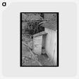 アートポストカード-Privies near Old Sawmill on Road to Skyline Drive, Virginia
 - ラッセル リー Postcard.