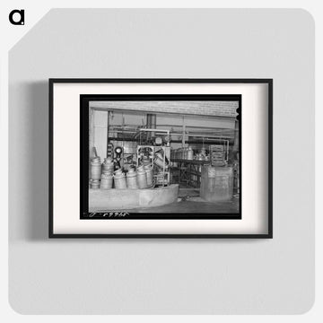 Sterilizing Milk Cans at the Dairymen's Cooperative Creamery
 - ラッセル リー Poster.