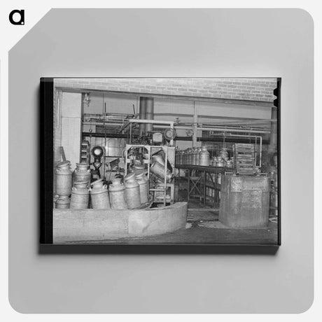 アートパネル-Sterilizing Milk Cans at the Dairymen's Cooperative Creamery
 - ラッセル リー Canvas.