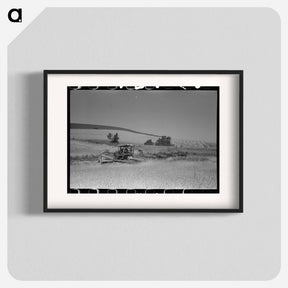 アートポスター-Combine Harvesting Wheat Field
 - ラッセル リー Poster.