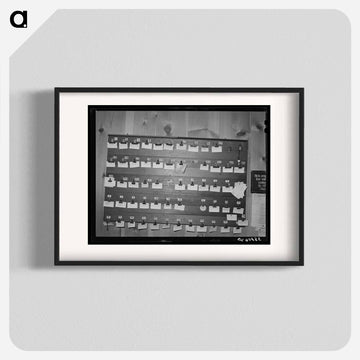 Tourist Court Occupancy Board
 - ラッセル リー Poster.