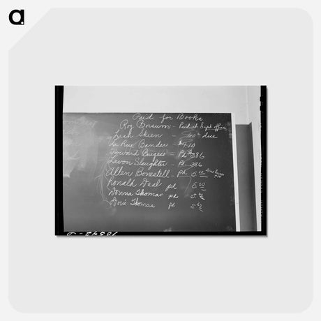 アートポストカード-Umatilla Ordnance Depot: Educational Deficit in Hermiston, Oregon
 - ラッセル リー Postcard.