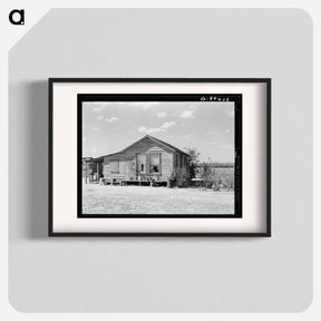 アートポスター-Bench of Potted Plants at Side of Home
 - ラッセル リー Poster.