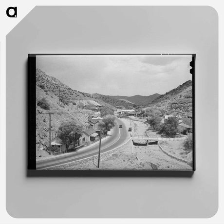 アートパネル-Highway on the Outskirts of Bisbee, Arizona
 - ラッセル リー Canvas.
