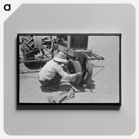 アートパネル-Day Laborer Examining Tractor Wheel Bearing
 - ラッセル リー Canvas.