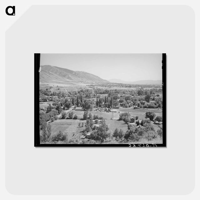 アートポストカード-Outskirts of Logan, Utah
 - ラッセル リー Postcard.