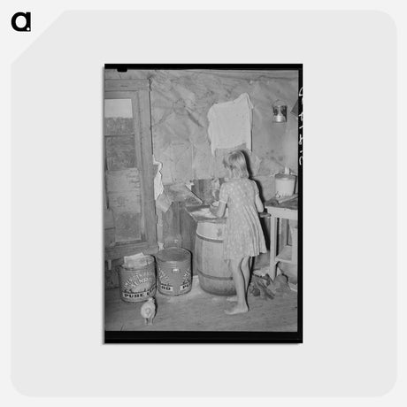 アートポストカード-Sharecropper's Daughter and Chicken in Kitchen of Shack Home
 - ラッセル リー Postcard.