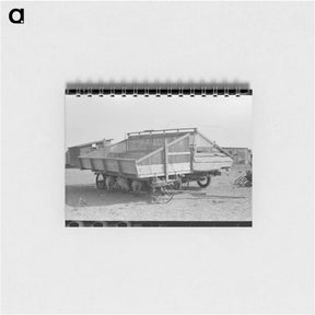 アートメモ帳-Hay Wagons on Farm in Sheridan County, Kansas
 - ラッセル リー Memo.