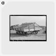 アートポストカード-Hay Wagons on Farm in Sheridan County, Kansas
 - ラッセル リー Postcard.