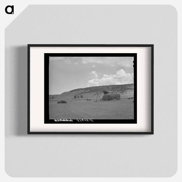 Haymaking with Tractor and Stacker, Ouray County, Colorado
 - ラッセル リー Poster.