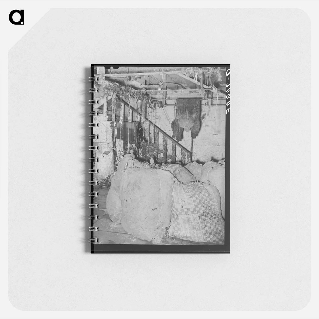 アートメモ帳-Cooperative Poultry House Interior
 - ラッセル リー Memo.