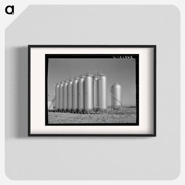 Gas Tanks in Oil Field, Oklahoma City
 - ラッセル リー Poster.