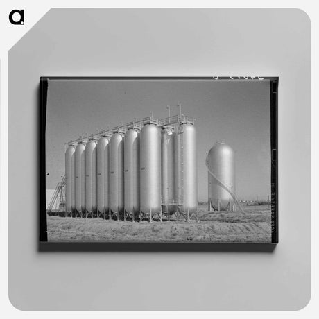 アートパネル-Gas Tanks in Oil Field, Oklahoma City
 - ラッセル リー Canvas.