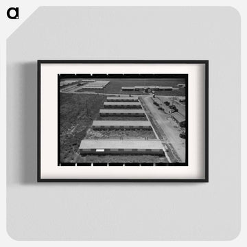 Row Shelters at FSA Labor Camp, Caldwell, Idaho
 - ラッセル リー Poster.