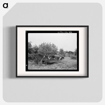 Outhouse and Automobile on Art Simplot's Farm
 - ラッセル リー Poster.