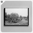 アートパネル-Outhouse and Automobile on Art Simplot's Farm
 - ラッセル リー Canvas.