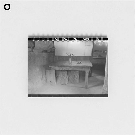 アートメモ帳-Woman in Adobe House, Pie Town, New Mexico
 - ラッセル リー Memo.