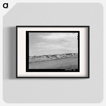 Looking across the fields to Questa, New Mexico
 - ラッセル リー Poster.