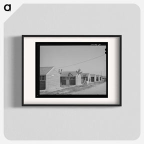 アートポスター-Row Shelters at FSA Farm Workers' Camp, Caldwell, Idaho
 - ラッセル リー Poster.