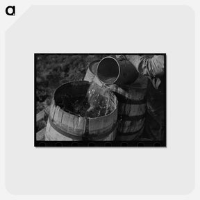 アートポストカード-Filling Barrels with Spring Water
 - ラッセル リー Postcard.