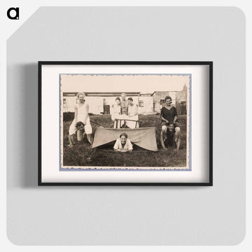 Group in Yard
 - セントルイス美術館 Poster.