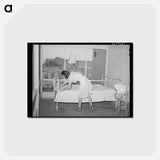 アートポストカード-Porch Bedmaking
 - ラッセル リー Postcard.